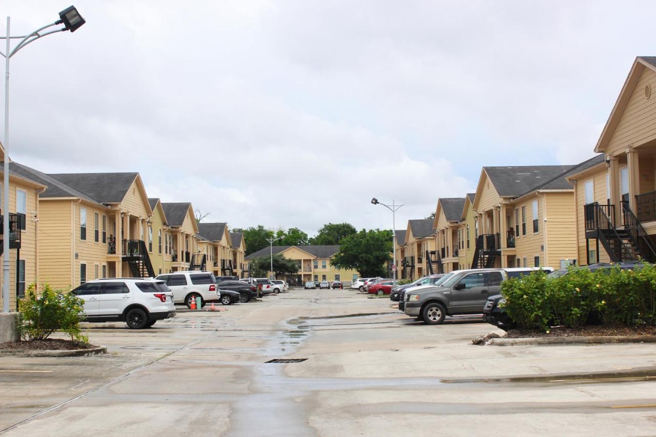 Villa Laverne 3 Bedroom Suite Furnished Condos Houston Luaran gambar