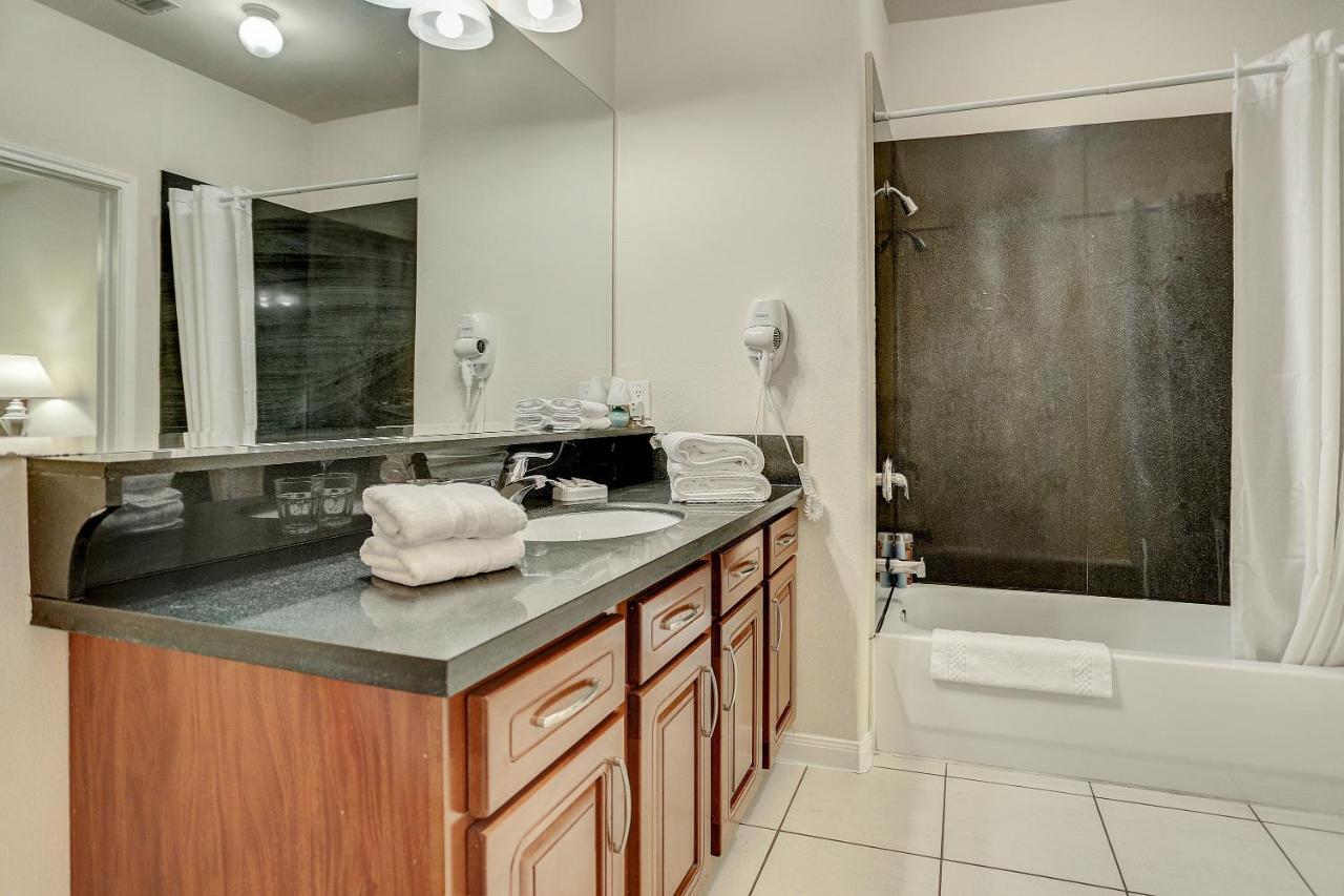 Villa Laverne 3 Bedroom Suite Furnished Condos Houston Luaran gambar